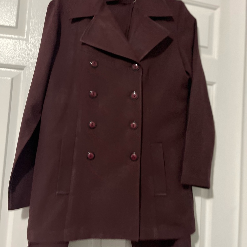 Women's Double-Breasted Burgundy Coat